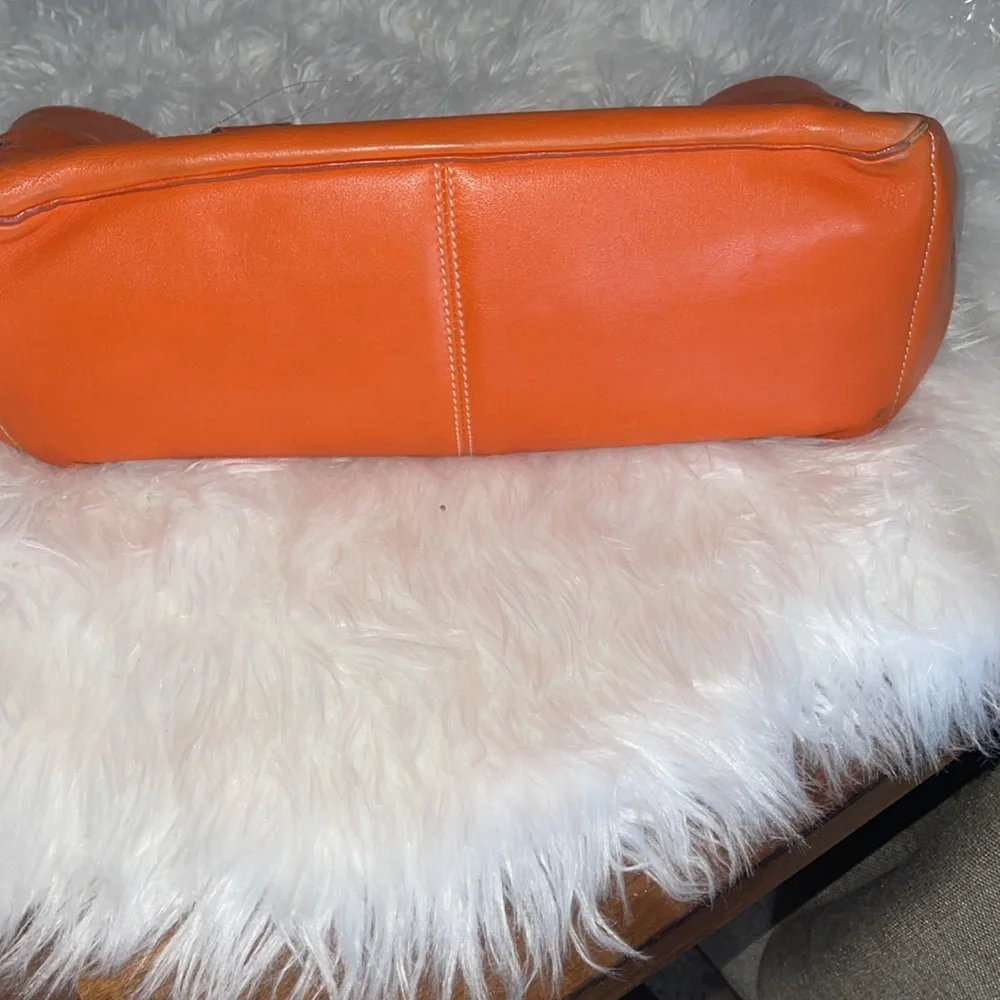 GUC Celine Leather Boogie Bag in Orange Brown (vintage) - Picture 12 of 15